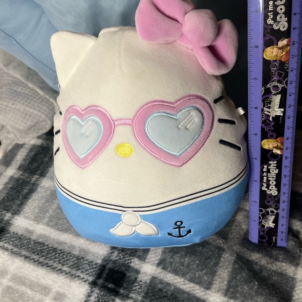 Hello Kitty Sailor Squishmellow